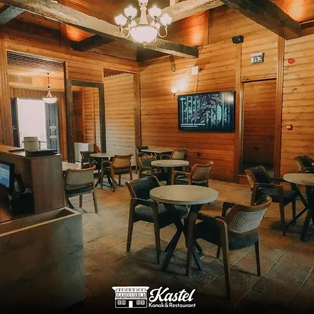Kastel Hotel *