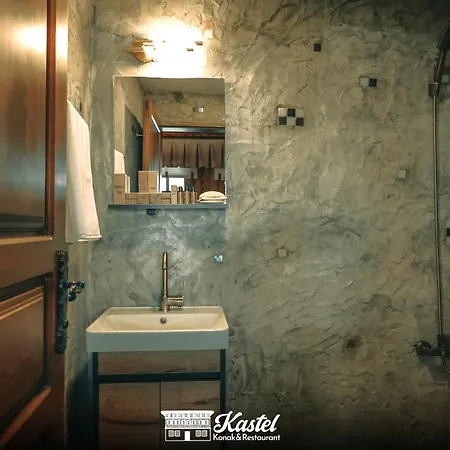 Kastel Hotel *