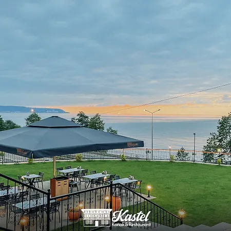 Kastel Hotel *