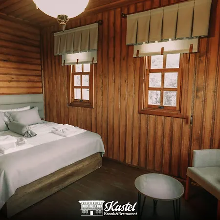 Kastel Hotel *